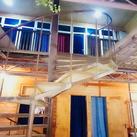 Guesthouse U Moti New Athos Eksteriør bilde