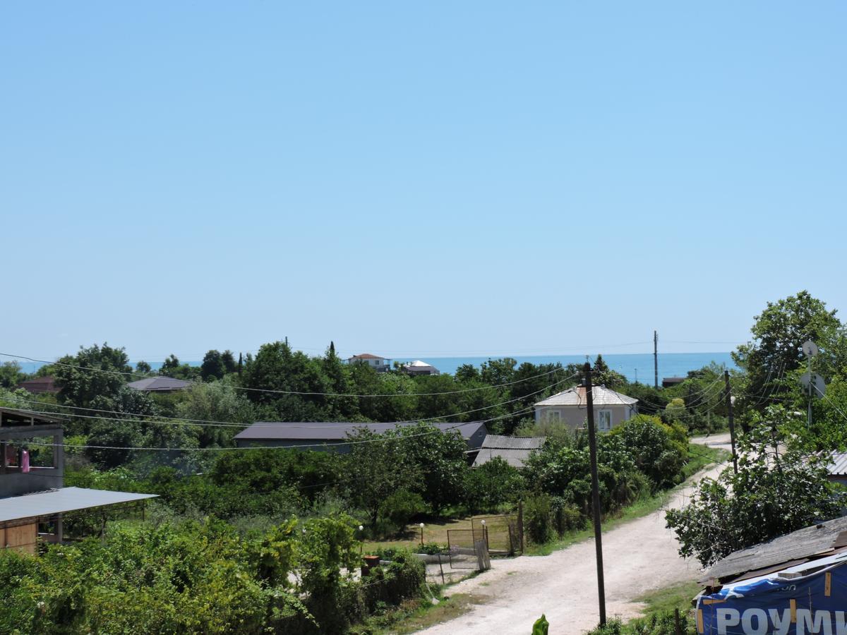 Guesthouse U Moti New Athos Eksteriør bilde