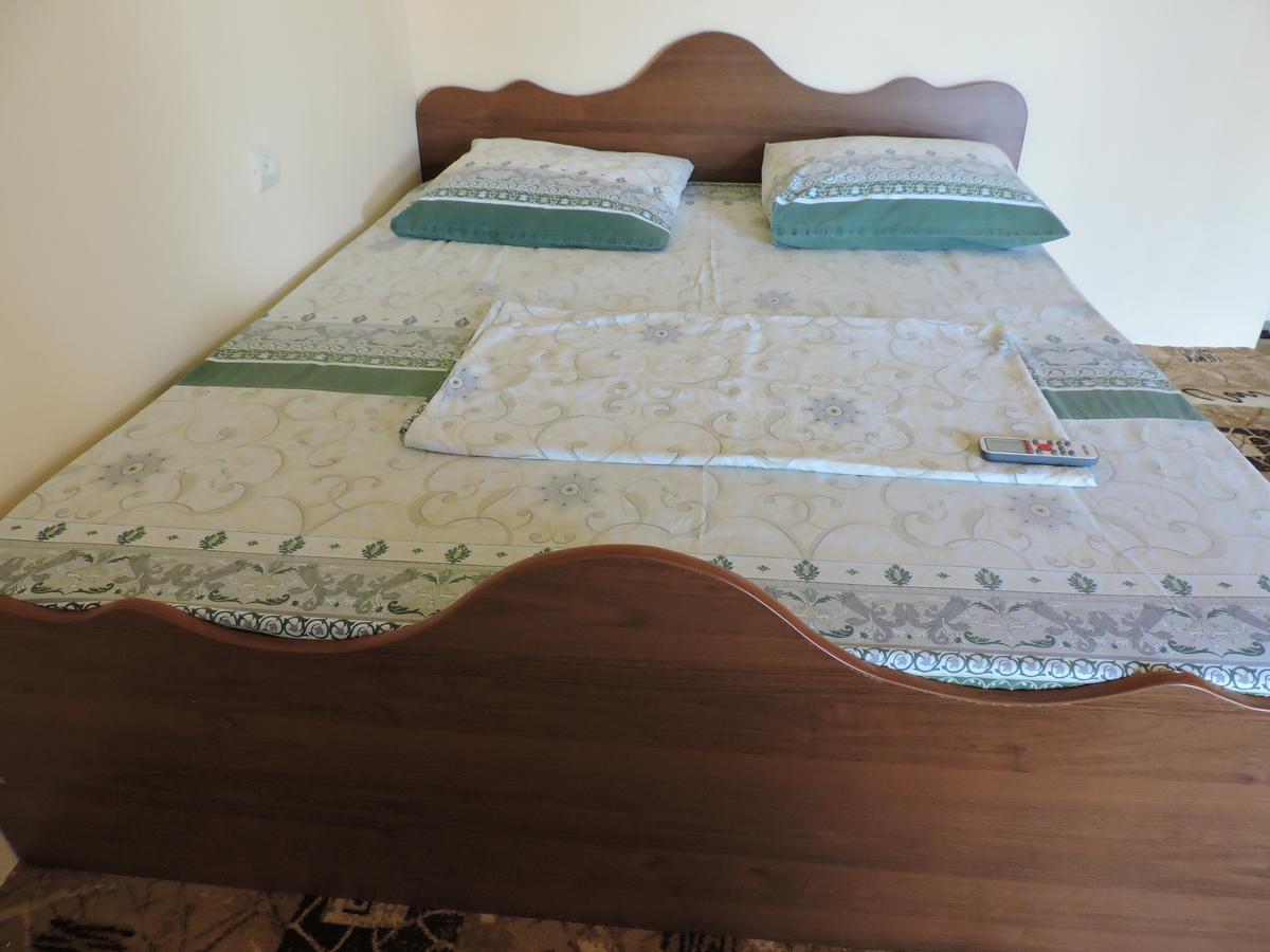 Guesthouse U Moti New Athos Eksteriør bilde